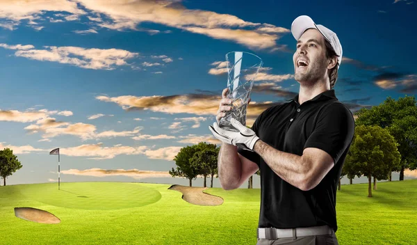 Jogador de golfe em uma camisa preta — Fotografia de Stock