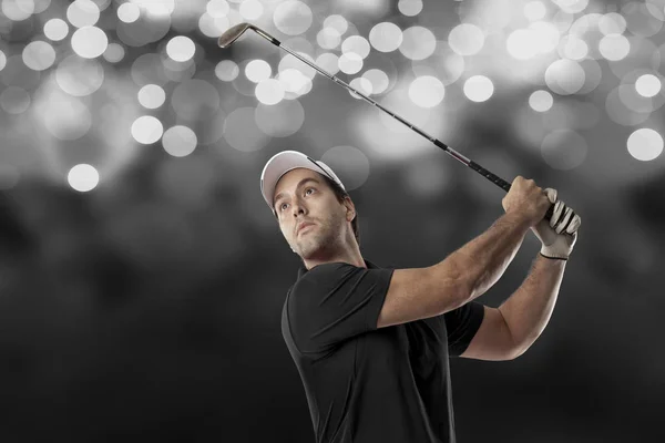 黒の t シャツでゴルフ プレーヤー — ストック写真