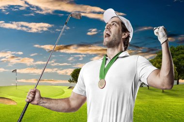 Golf oyuncu Beyaz gömlekli