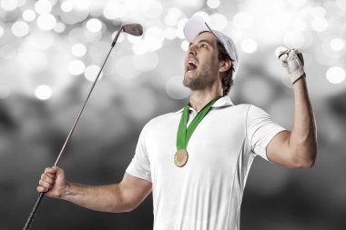 Golf oyuncu Beyaz gömlekli