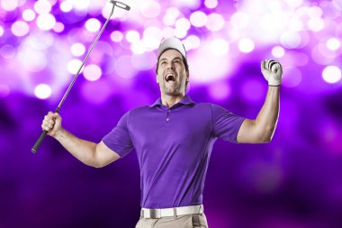 Golf oyuncu mor bir gömlek