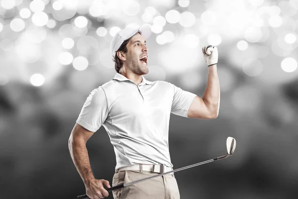 白いシャツのゴルフ プレーヤー — ストック写真