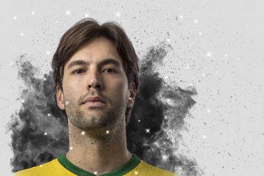 Duman bir patlama dışarı geliyor Brezilyalı futbolcu