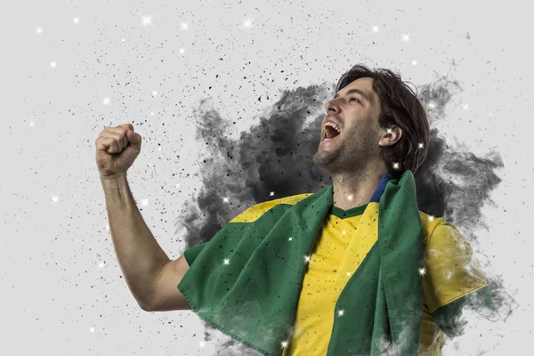 Brazylijski piłkarz wychodzi wybuch dymu — Zdjęcie stockowe