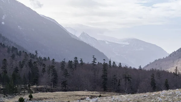 Vistas Vale Reservatório Baserca Inverno Aran Valley Lleida Catalunha Espanha — Fotografia de Stock