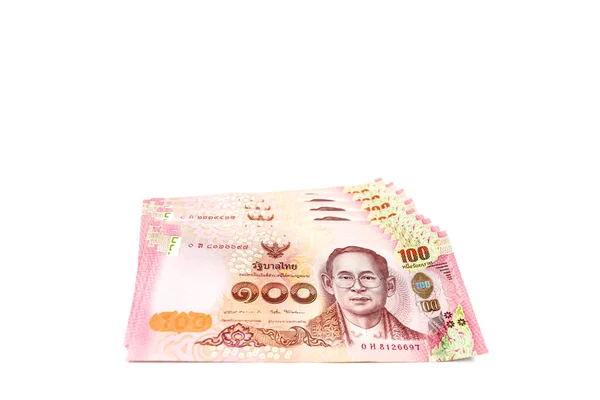 Nuevo billete tailandés 2017 cien baht aislado sobre fondo blanco —  Fotos de Stock