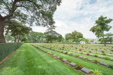 Kanchanaburi savaş mezarlığı Kanchanaburi, Tayland (mezarlık)