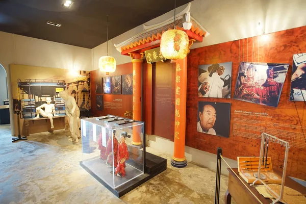 푸 켓, 태국에서 푸 켓 태국 화 박물관의 내부 보기. — 스톡 사진