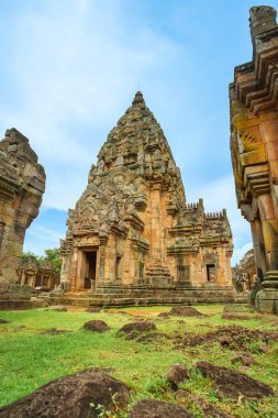 Prasat Hin Phanom Rung (Phanom Rung Taş Kalesi)