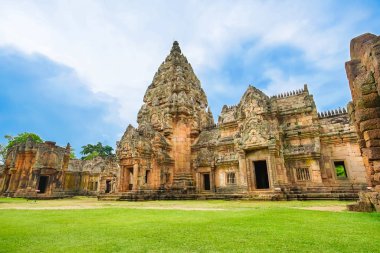 Prasat Hin Phanom Rung (Phanom Rung Taş Kalesi)