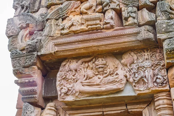 O famoso lintel Narai Bantomsin em Prasat Hin Phanom Rung — Fotografia de Stock