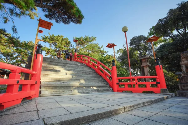 Όμορφη γέφυρα Sorihashi του Sumiyoshi Taisha Shrine, πόλη Osaka — Φωτογραφία Αρχείου