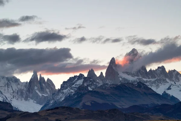 Sonnenuntergänge Auf Dem Mount Fitzroy Vom Rio Las Vueltas Canyon — Stockfoto