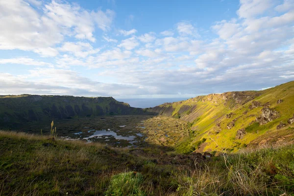 Blick Auf Den Krater Von Rano Kau Auf Der Osterinsel — Stockfoto