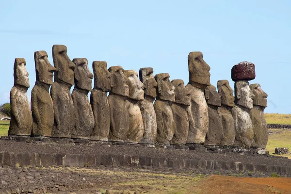 Plataforma Piedra Moais Ahu Tongariki Costa Sur Isla Pascua Isla —  Fotos de Stock