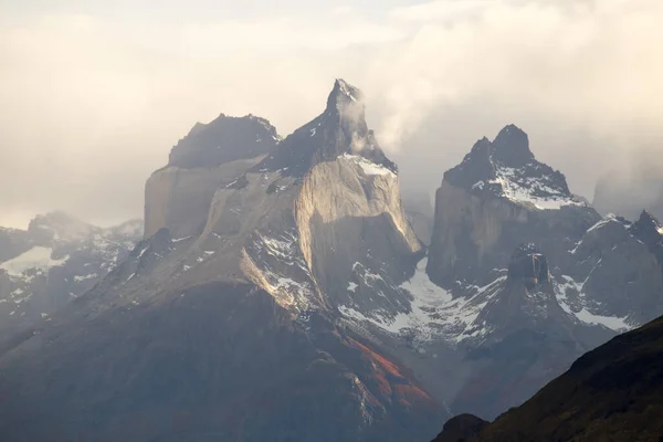 Vista Cerca Las Montañas Torres Del Paine Parque Nacional Torres — Foto de Stock