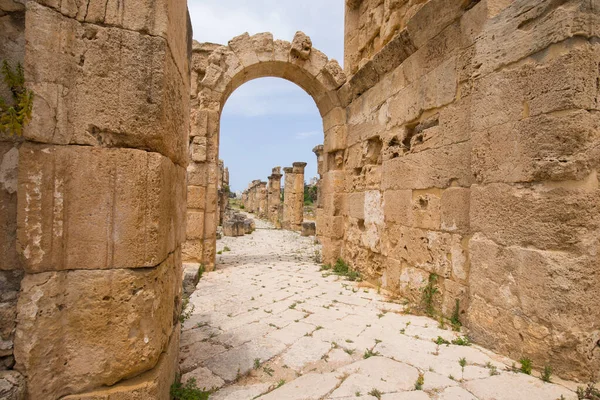 Une Petite Arche Près Arc Triomphe Des Restes Romains Tyr — Photo