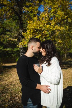 kaç aşk - bir aşk hikayesi başlıyor. 