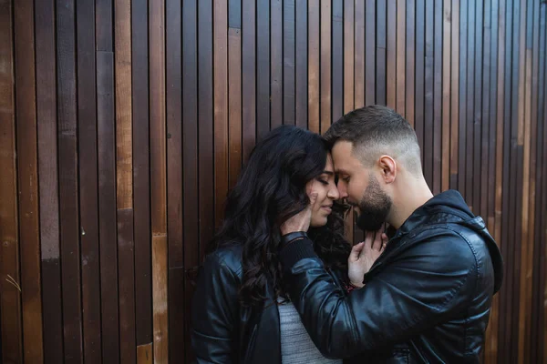 Couple in love - Beginning of a Love Story. — Stock Photo, Image