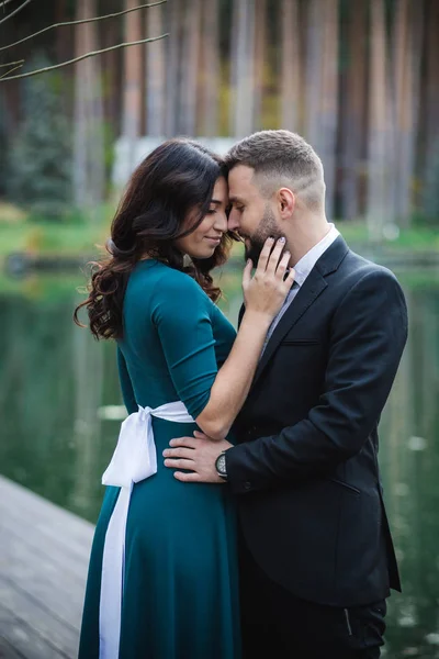 Couple in love - Beginning of a Love Story. — Stock Photo, Image