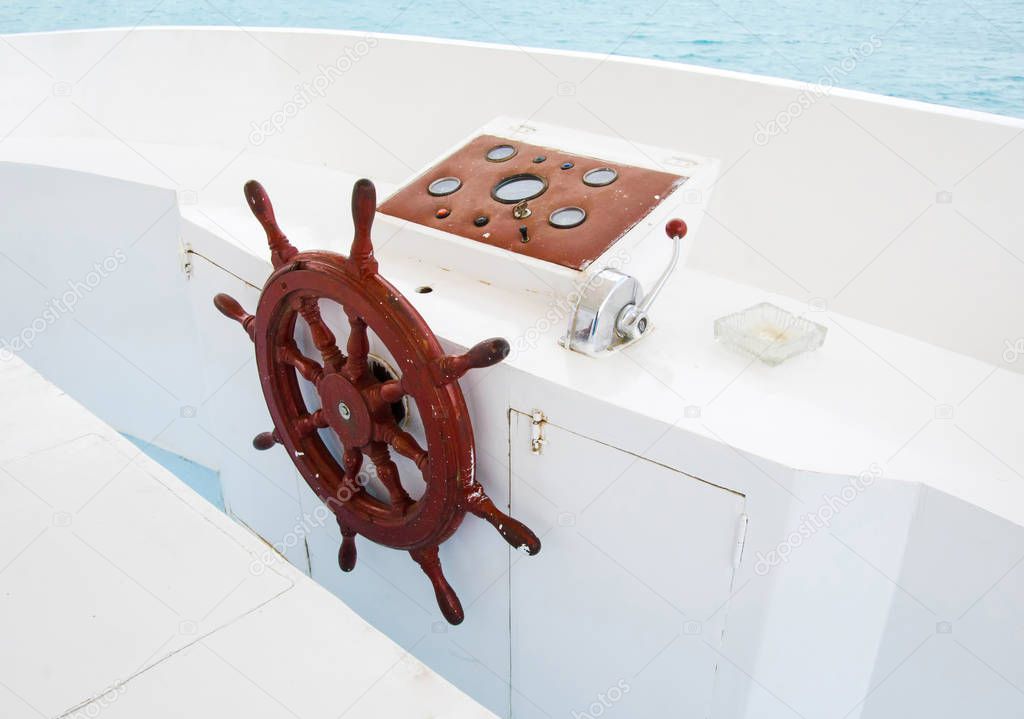 Hand wheel on a yacht