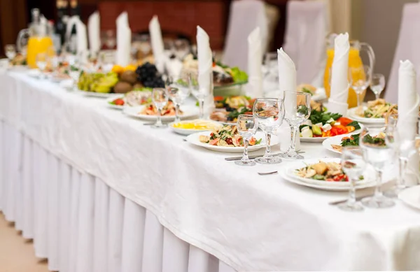 Büyük kapalı tatil tablo