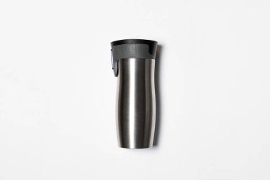 Boş termos Tumbler Bardağı 'nı gezer, Kupa Mockup beyaz arka planda izole olur. Üst görüntü. Yüksek çözünürlüklü fotoğraf.