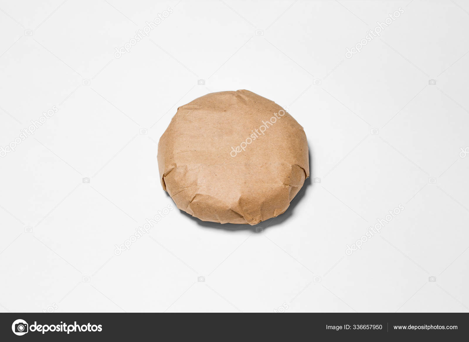 Download Classic Burger Packed Wrapping Paper White Background Top View Hamburger Stock Photo Image By C Sabirio Mail Ru 336657950