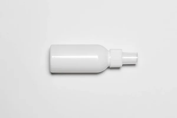 Garrafa Plástica Bomba Distribuidor Pulverizador Cosmético Higiene Fundo Branco Visão — Fotografia de Stock