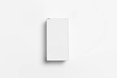 Boş Beyaz Ürün Paket Model Kutusu. Konteynır, beyaz üzerine ambalaj şablonu. Beyaz karton kutu. Üst görüntü. Yüksek çözünürlüklü fotoğraf..