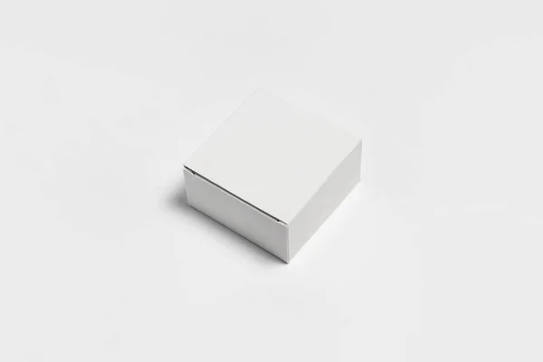 白い背景にソープホワイトボックスモックアップ 高解像度写真 — ストック写真