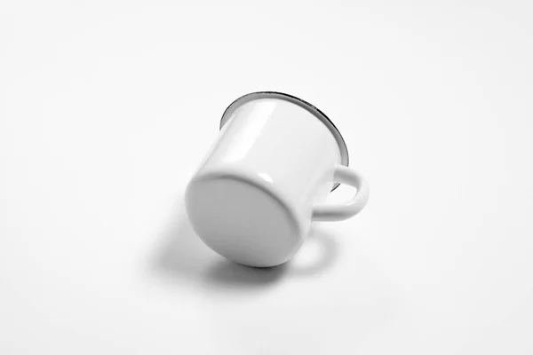 Λευκό Κενό Enamel Mock Mug Απομονώνονται Λευκό Φόντο Κενό Κύπελλο — Φωτογραφία Αρχείου