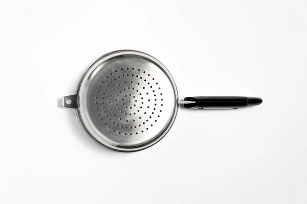 白色背景上的不锈钢Colander 顶视图 高分辨率照片 — 图库照片