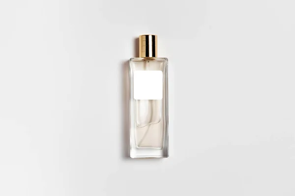 Frasco Perfume Transparente Mock Com Rótulo Branco Isolado Fundo Branco — Fotografia de Stock