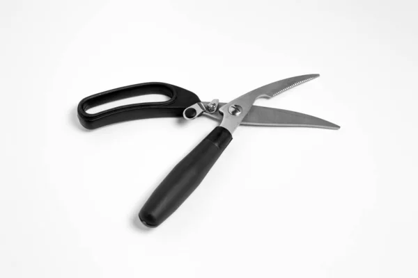 Otwarte Metalowe Nożyczki Kuchenne Wielofunkcyjne Uchwytami Białym Tle Cięcia Ryb — Zdjęcie stockowe