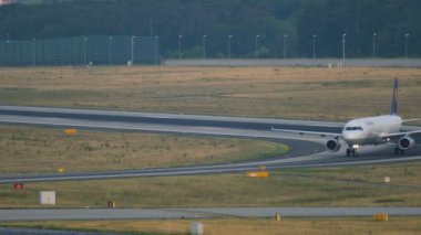 Taksilemek Lufthansa Hava Yolları'nın Airbus A320