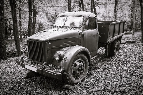 Viejo Rusty Vintage Truck . — Foto de Stock