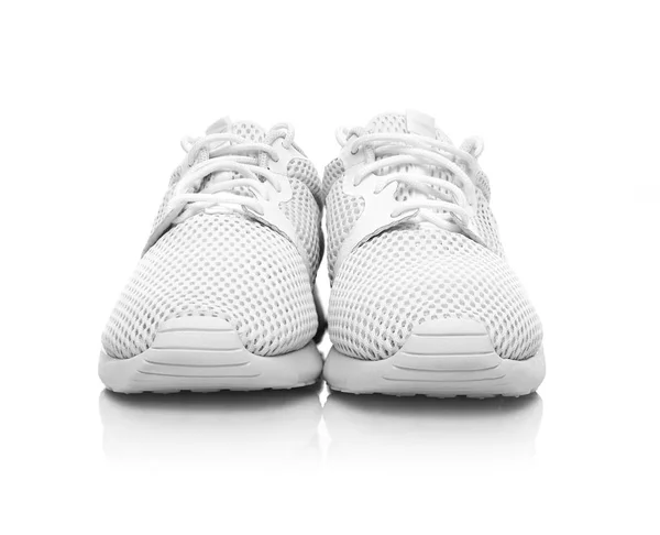 Vita varumärkesfria sneakers. — Stockfoto