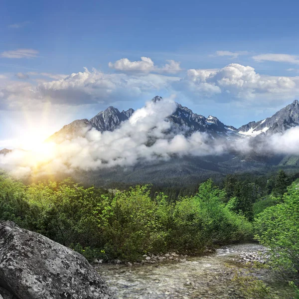 Tatra gebergte landschap. — Stockfoto