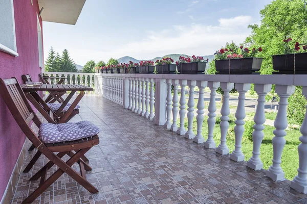 Güzel bir teras balkon. — Stok fotoğraf