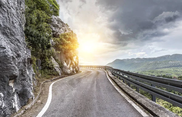 Otoyol highlands basık şehir dışında.