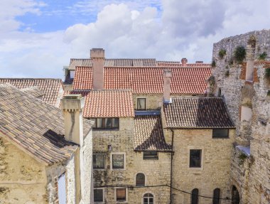 Eski binalar sokaklarda Split Hırvatistan.