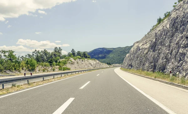 Otoyol highlands basık şehir dışında.