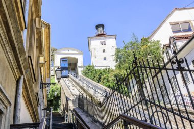 Füniküler ve Kula Lotrscak Zagreb.