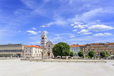 St. Donat kilise, forum ve Cathedral St. Anastasia çan kulesi Zadar, Hırvatistan.