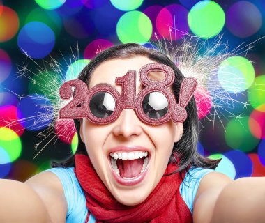 İki bin on sekizinci. Yeni yıl kavramı.