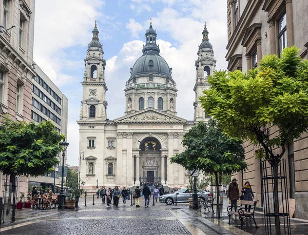 St. Stephens Basilica in Budapest. — Stock Photo, Image