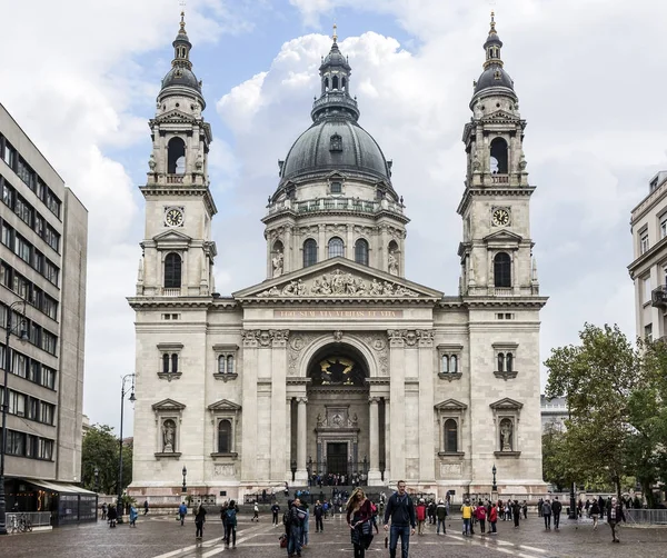 St. Stephens Basilica in Budapest. — Stock Photo, Image