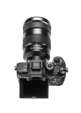 Sony Alpha a7r III aynasızlar dijital kamera.