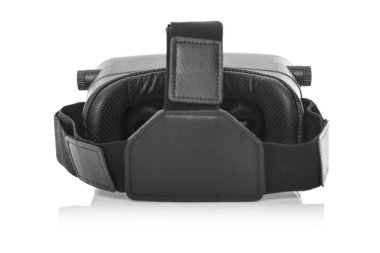 beyaz arkaplanda izole edilmiş sanal gerçeklik gözlükleri.